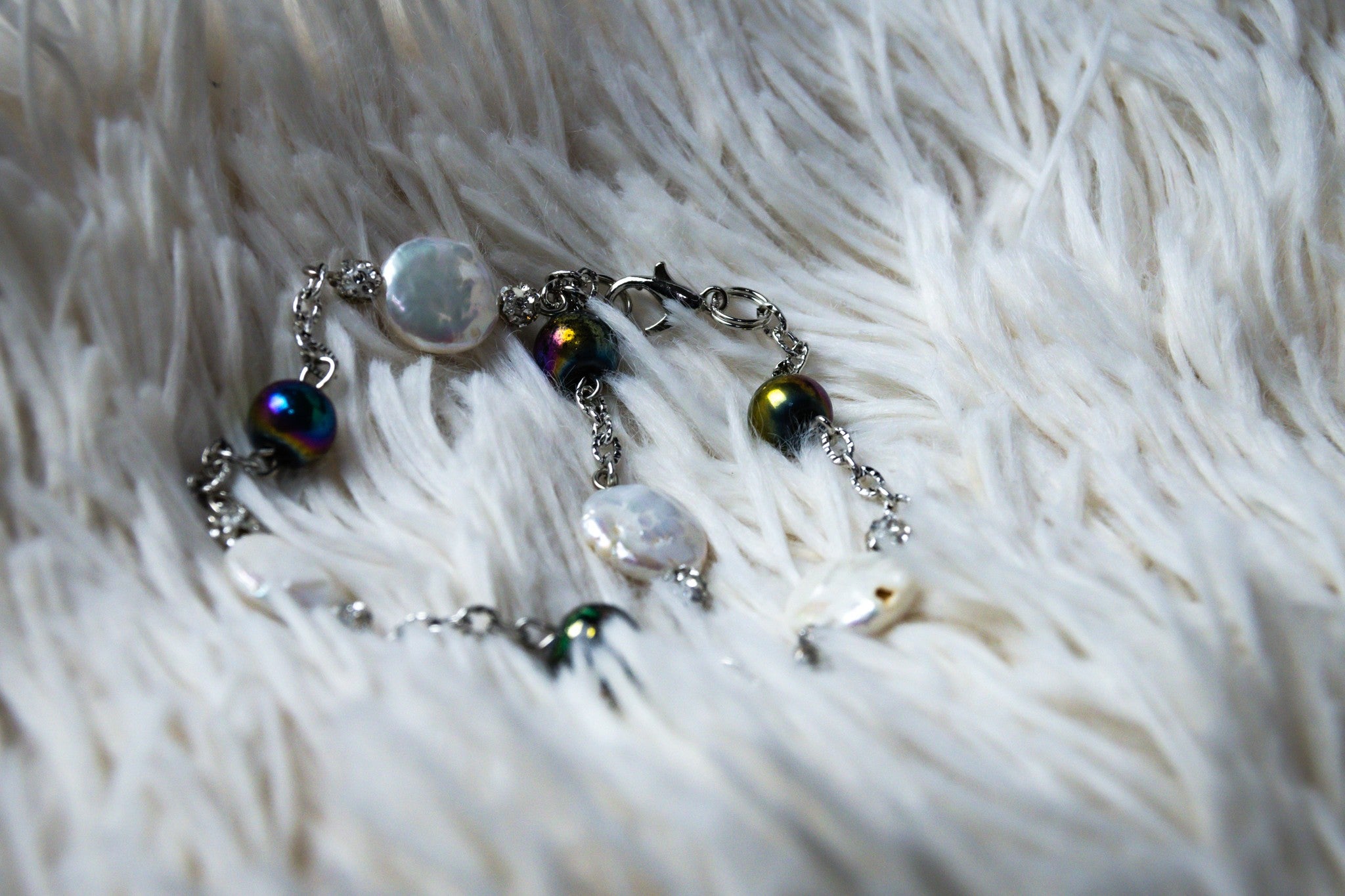 Luxury White Pearl and Turtle Necklace, Earring, and Bracelet Set