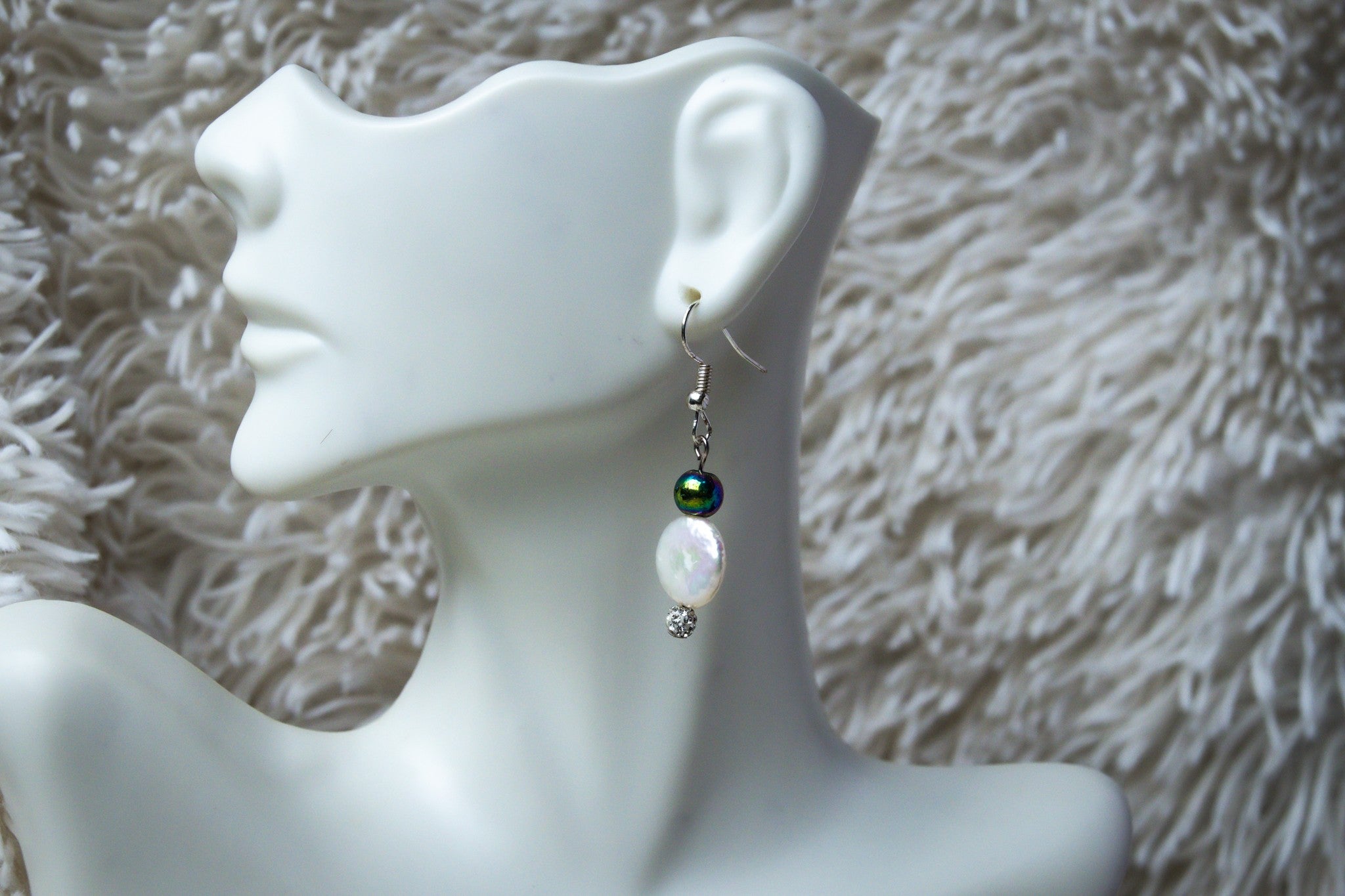 Luxury White Pearl and Turtle Necklace, Earring, and Bracelet Set