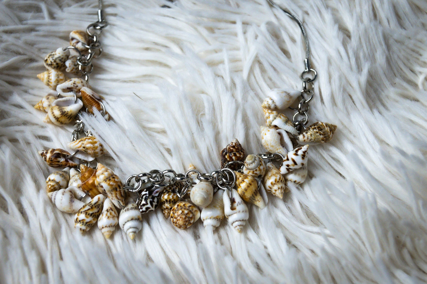 Luxury Sea-Inspired Necklace, Earring, and Bracelet Set with Sea Shells and Glass Charm Box