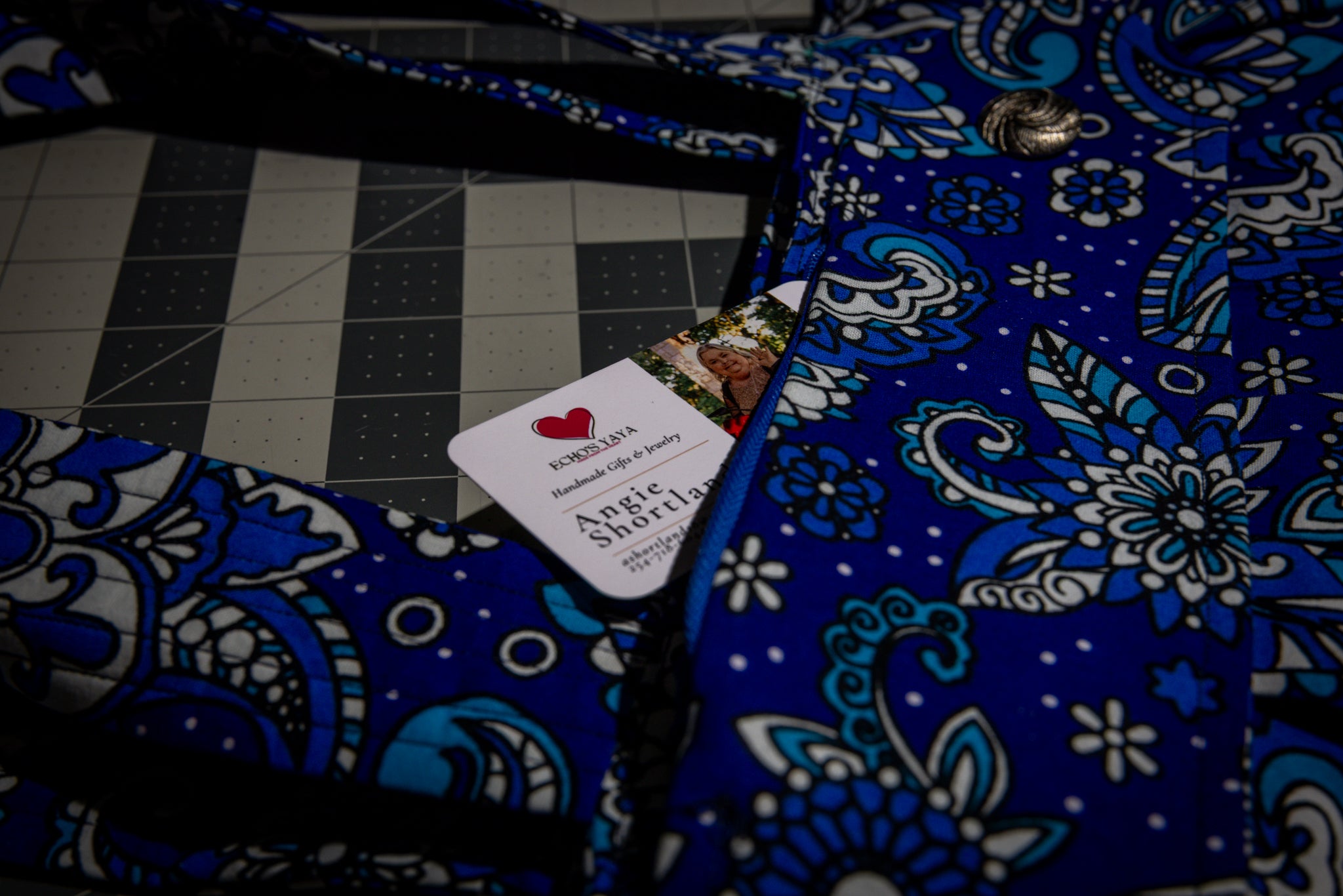 Blossom Breeze Tote - The Floral Beauty Bag